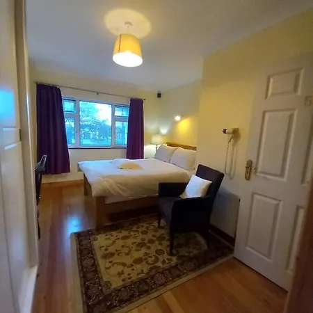 Woodhaven Manor H91rc9d Guest house Galway