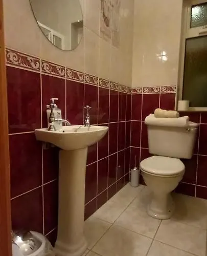 Gasthuis Woodhaven Manor H91rc9d