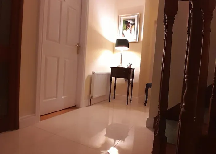 Woodhaven Manor H91rc9d 4*