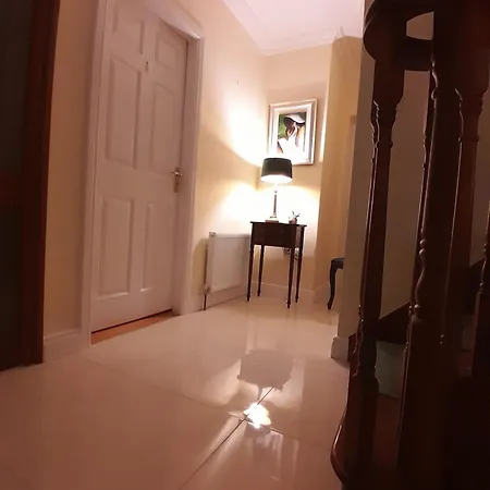 Woodhaven Manor H91rc9d 4*