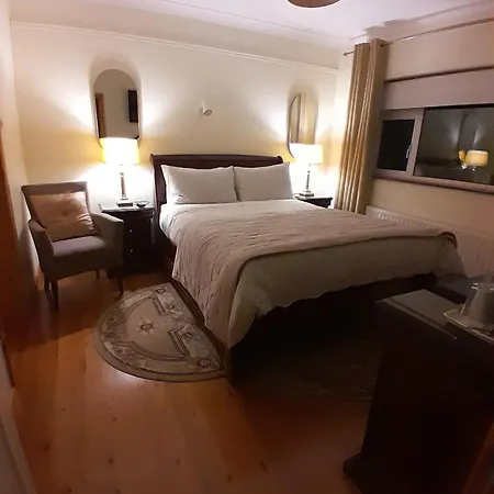 Woodhaven Manor H91rc9d 4*