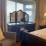 Konukevi Woodhaven Manor H91rc9d 4*