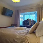 Woodhaven Manor H91rc9d